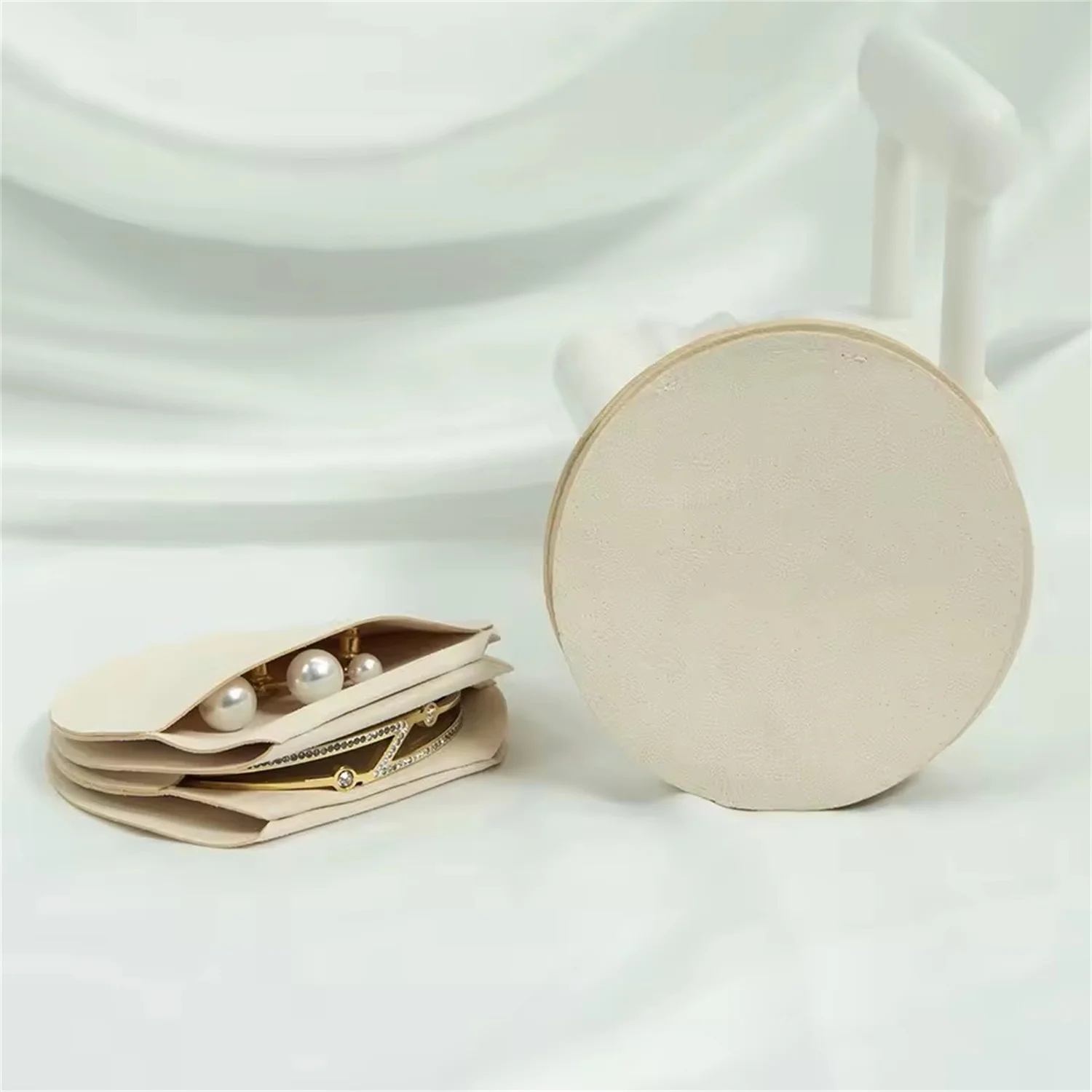 

50Pcs Pack Portable Cream Microfiber Jewelry Accessory Packaging Round Velvet Dust Bags Wedding Birthday Ring Gift Storage Pouch