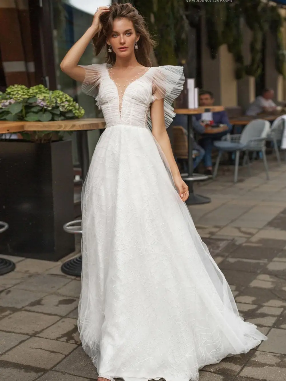 Vestidos De novia elegantes De encaje con cuello en V, vestidos De novia De línea A, hechos A medida vestidos De novia, tren De barrido trasero, bata De playa