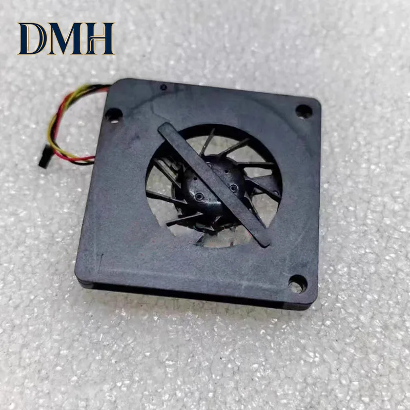 

1PC New Blower Fan Turbine 3004 3003 3-Wire Cooling Fan UB5U3-524 Miniature 30mm High Speed Rotation