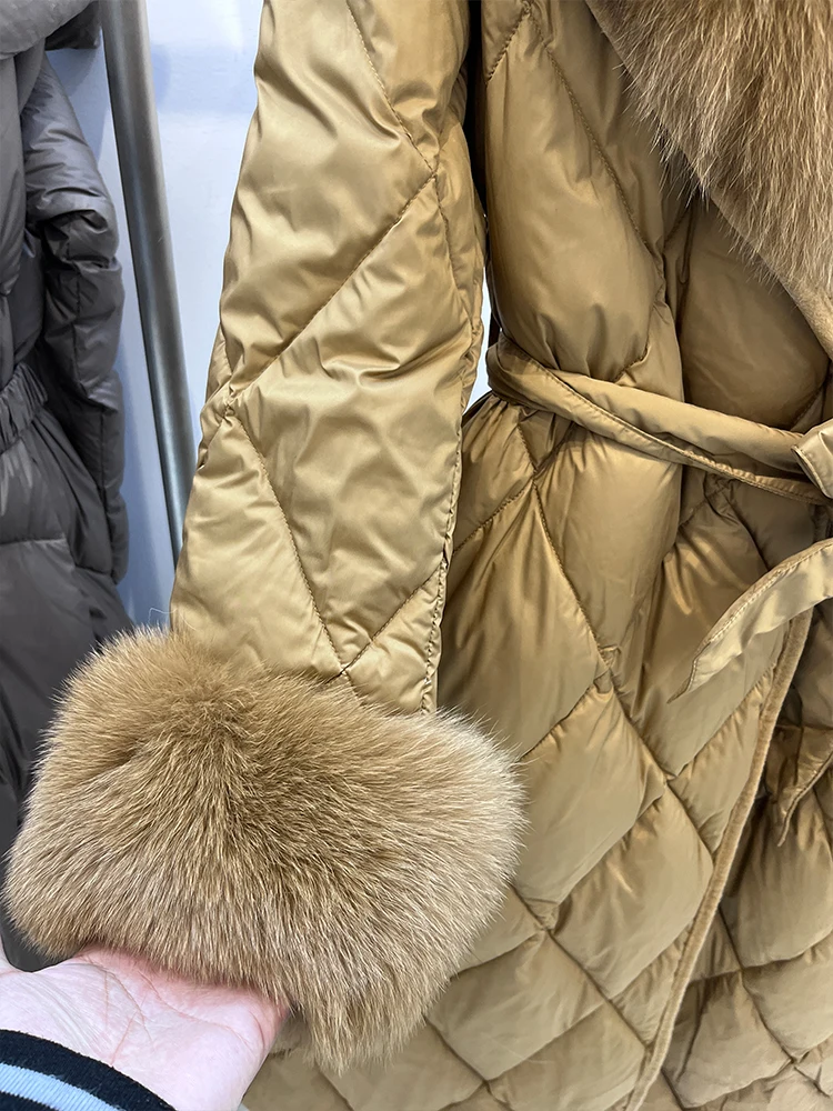 Femmes nouvelle veste en duvet d'oie mode hiver Long vers le bas manteau réel grand col de fourrure de renard épais chaud ceinture Parka luxe manteau de fourrure naturelle