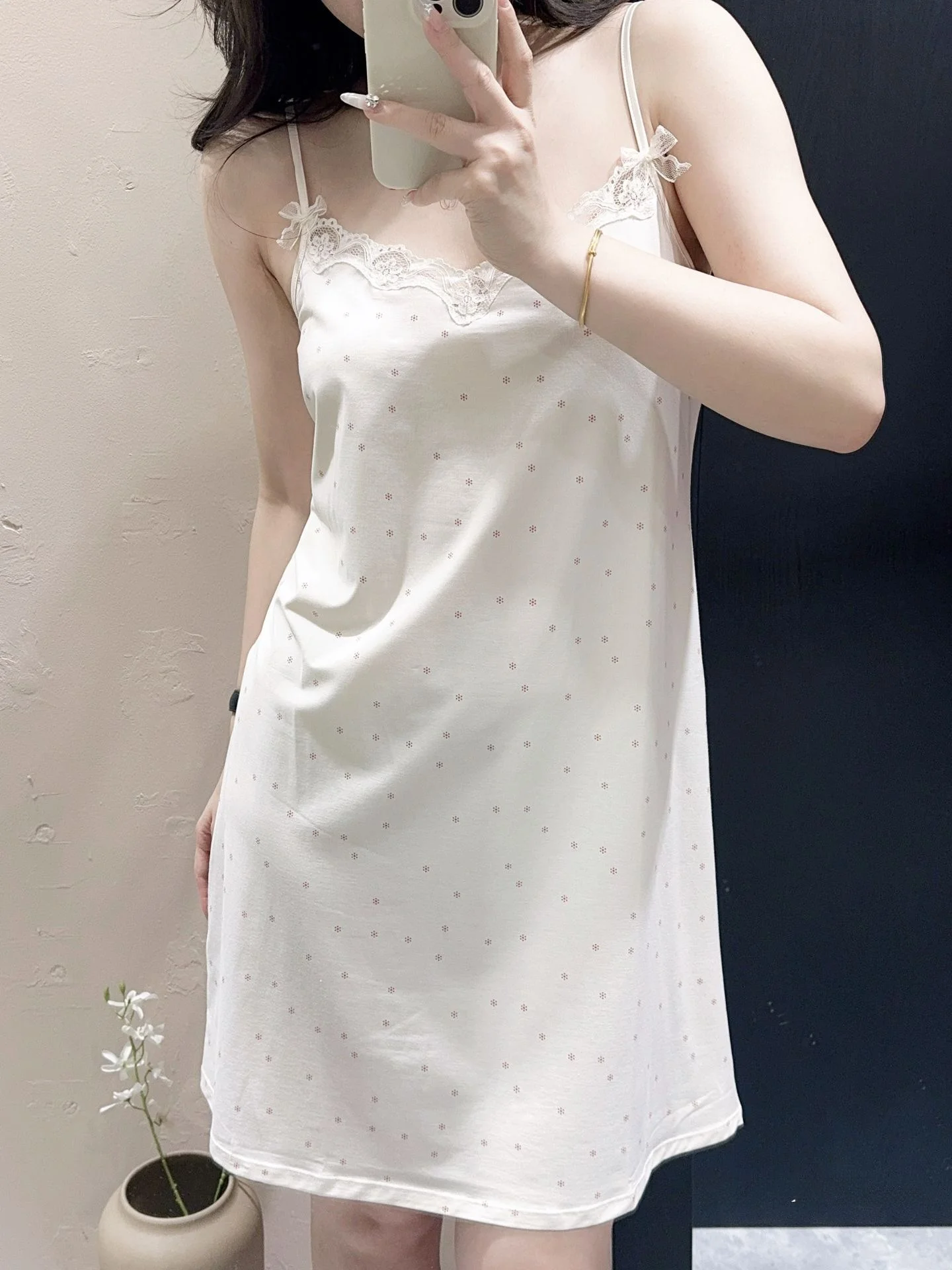 robe-de-nuit-en-coton-doux-mo-style-printemps-Ete-2025-robe-a-bretelles-50-fils-couleur-douce-tenue-de-detente-a-domicile