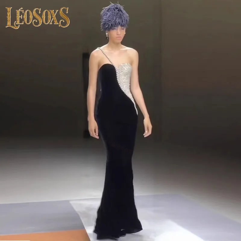 

LEOSOXS 2025, женское сексуальное облегающее бандажное платье на одно плечо с жемчугом в стиле пэчворк, черное облегающее платье знаменитостей, элегантное вечернее клубное нарядное платье