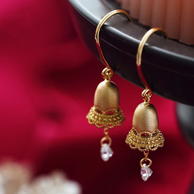 

New Product Fantasy White Crystal Pendant Small Bell earrings for women Exquisite Lace Edge Frosted Feeling Luxury Jewelry