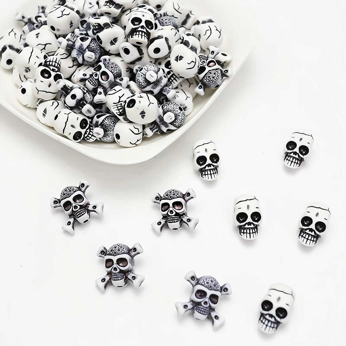 10pcs/bag 23mm Halloween Instagram 3D hollow big skull acrylic beads for DIY bracelet necklace jewelry making Handmade material