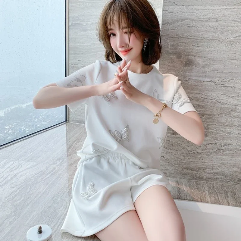 

Короткие комплекты для женщин, комплект из двух предметов с жемчугом и круглым вырезом, прямые эластичные комплекты, два новых продуктов, корейский стиль, полностью стильные женские шорты