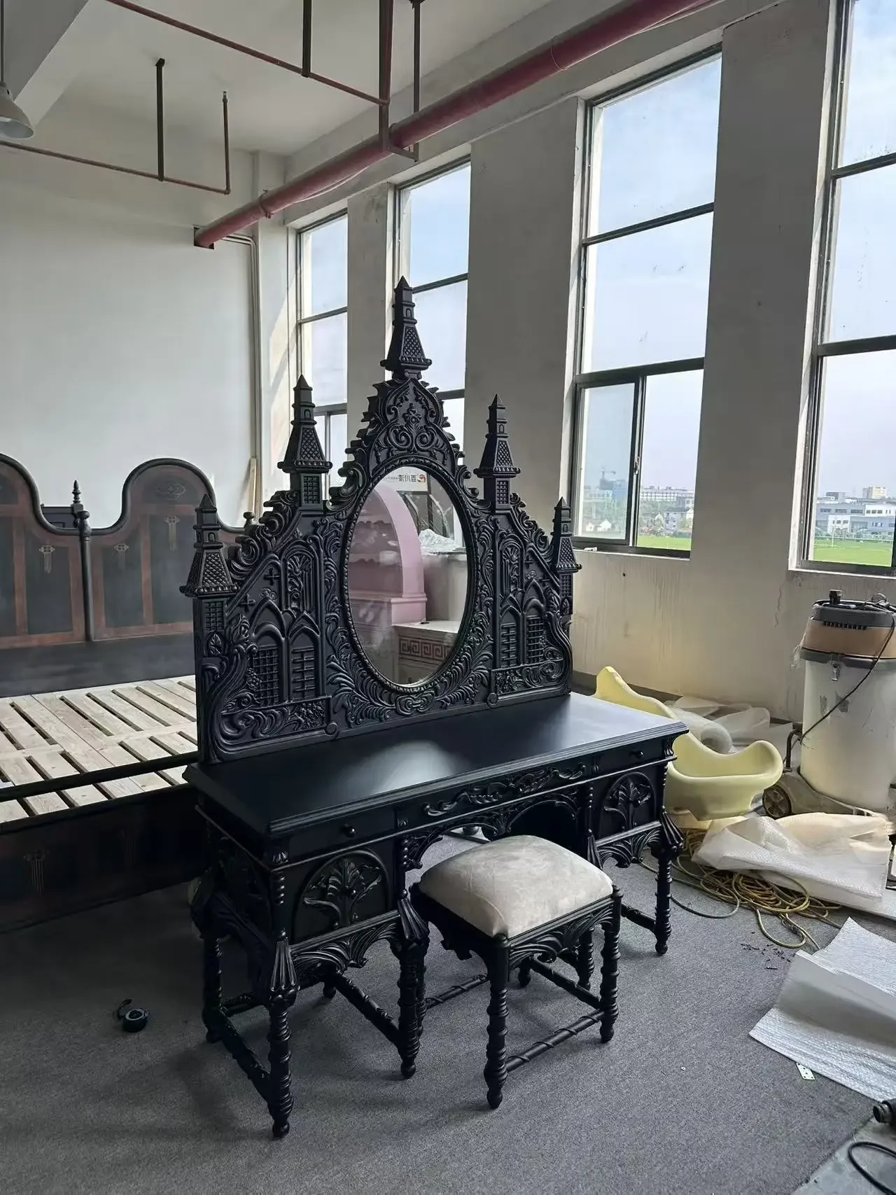Court black makeup table retro solid wood dresser French castle handmade set
