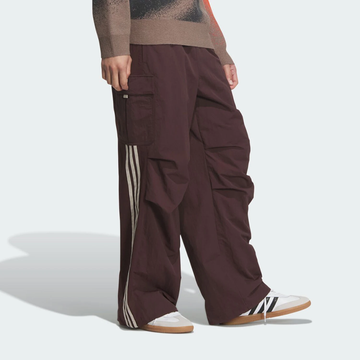 

Adidas Genuine Originals Men's Tech Woven Loose Sports Pants JG1516