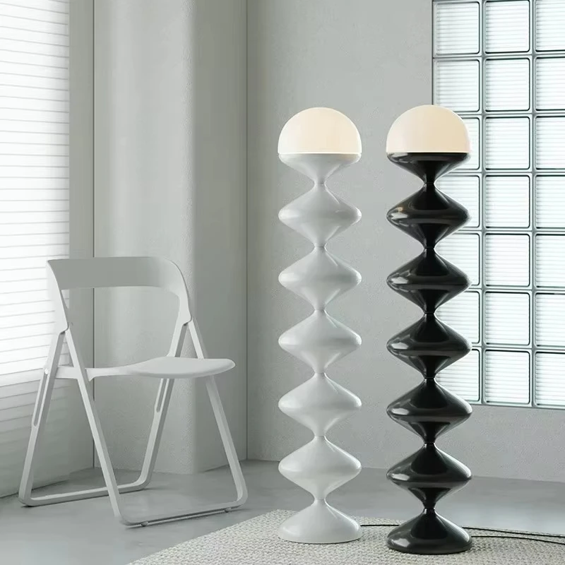 Mittelalterliche cremefarbene Stehlampe, nordische künstlerische Kürbis-Ecklampe, Internet, berühmte Dekoration, einfaches Wohnzimmer, Schlafzimmer, Sofa