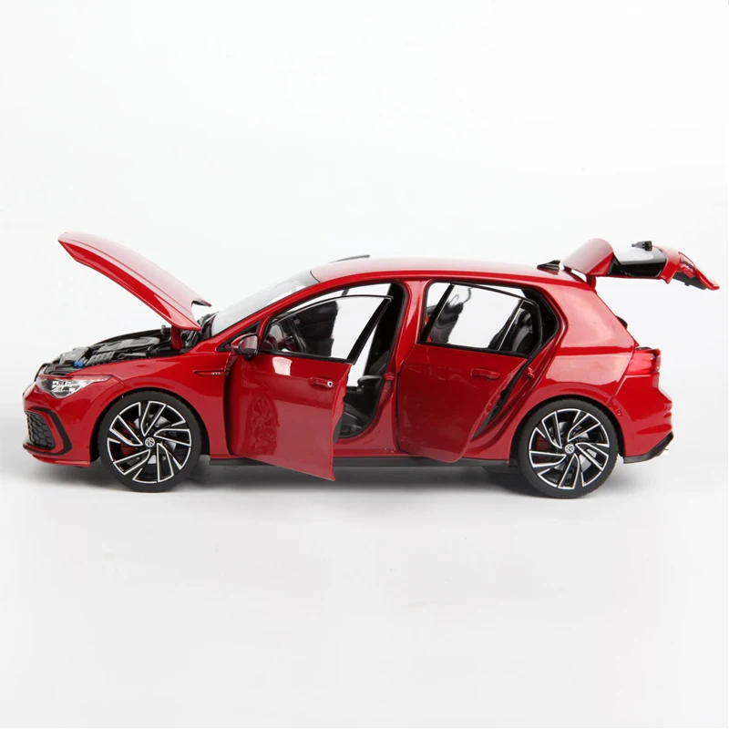 

В наличии: 1:18 Golf GTI 8-го поколения 2020, литая под давлением модель автомобиля из сплава, игрушка в подарок для мальчика, коллекционный предмет для взрослых.