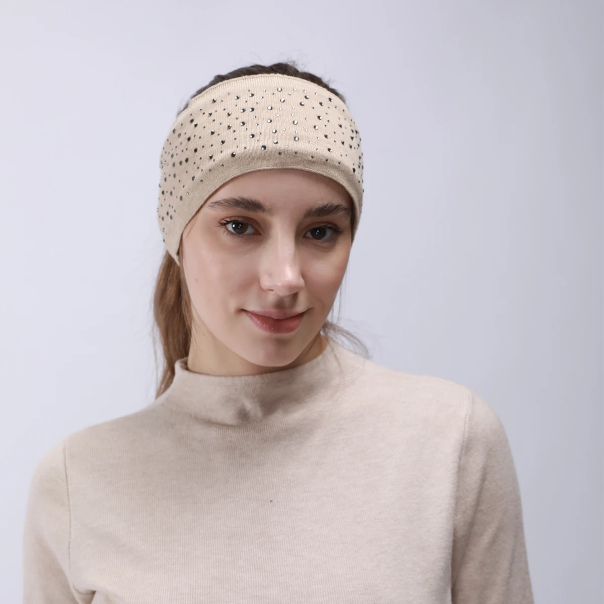 Women Wool Fabric Knitted Headband with Diamond Solid Color Soft Elastic Fashionable Durable Minimalist Daily Travel Use