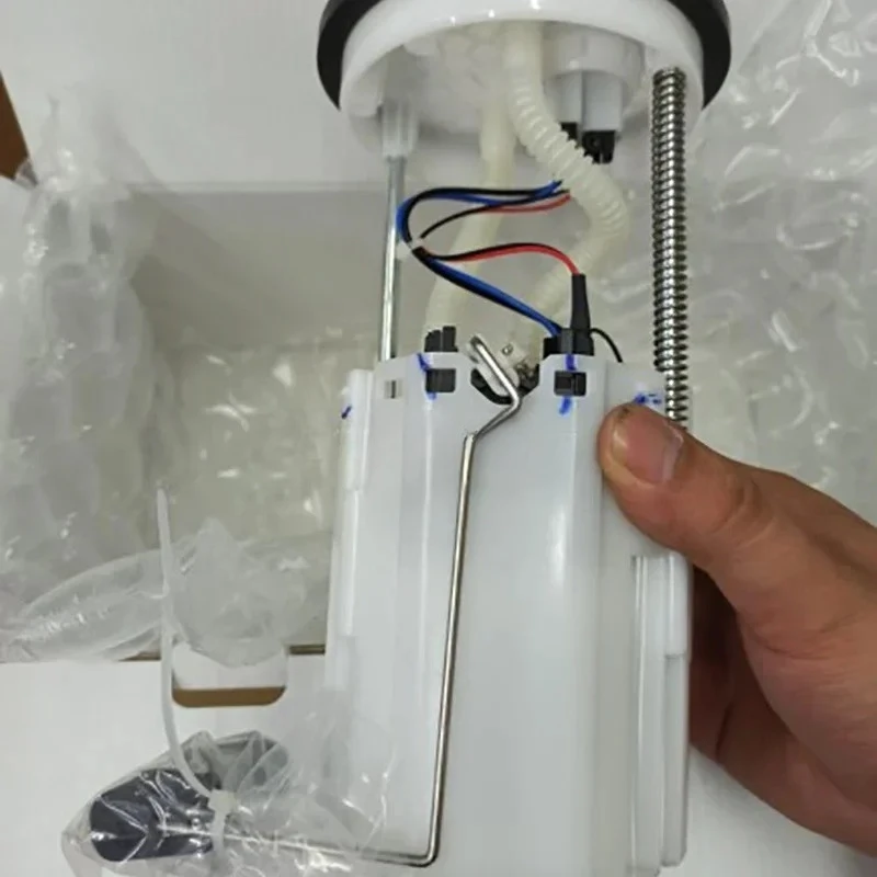 

Топливный насос в сборе для моделей CHANGAN CHANA CX70 2016-2018 годов, артикул 1106100-BB01