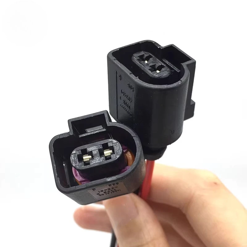 

1pcs For Volkswagen Passat B5 Polo Jetta Santana Bora Water Pump Motor Plug