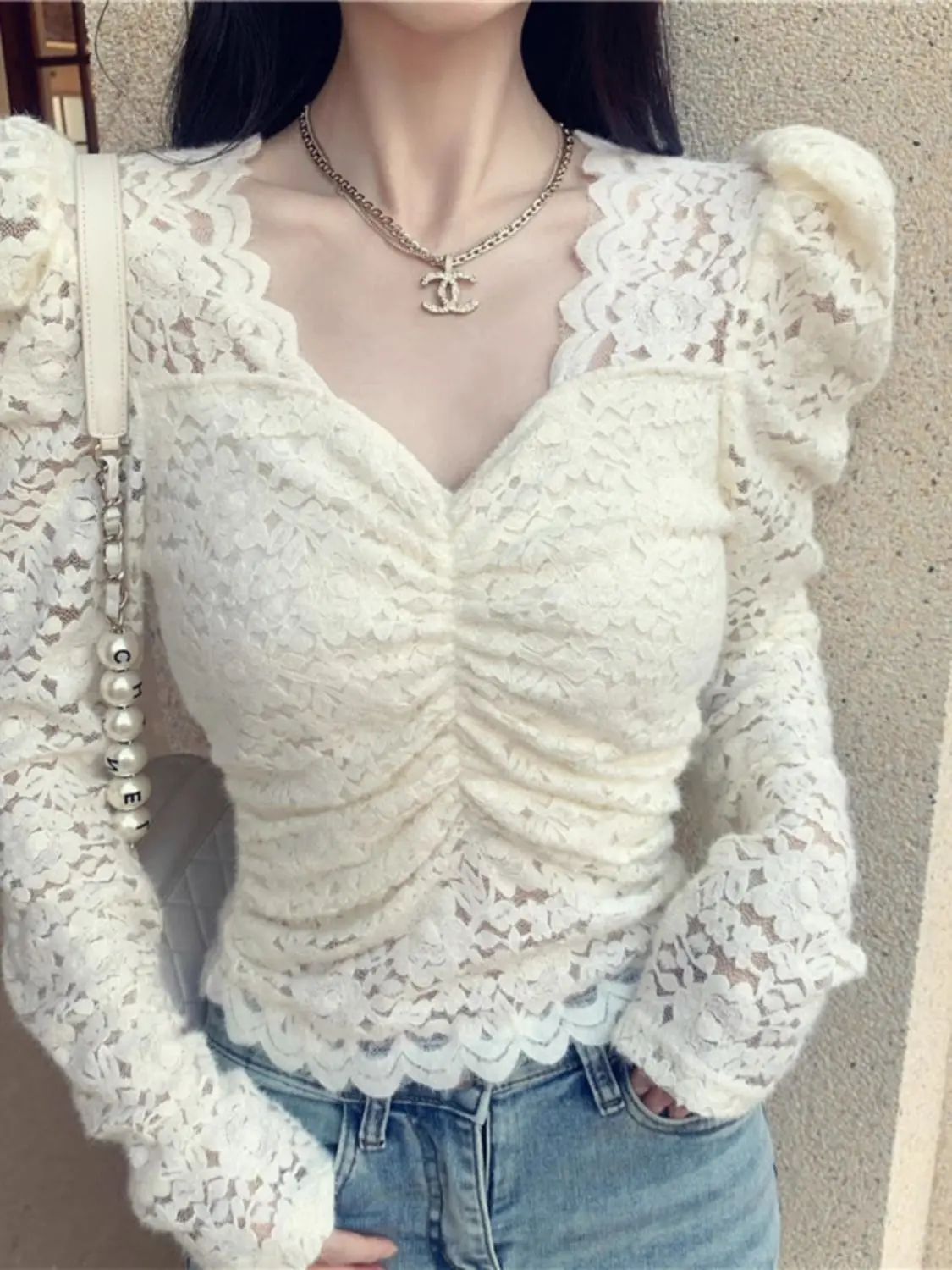 

2025 Autumn Winter Lace Base Layer Bubble Thickened Fleece New High-end Short Long Sleeve Slim Top