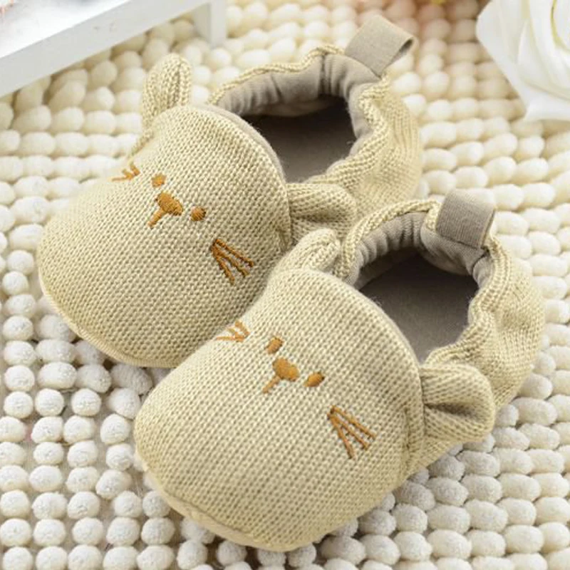 First Walkers Shoes Fashion New Autumn Winter Print Cotton Fabric Yarn Baby Girls Newborn Soft Crib 0-18m Shoes