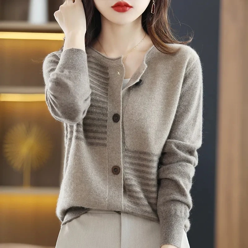 Round necked Wool Cardigan For Women Spring Autumn New Color Blocking Long Sleeved Sweater Korean Loose Jacket Top