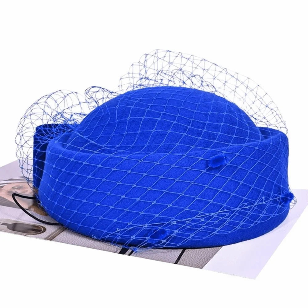 قبعة صوف شبكية حلوة مع حجاب بلون سادة من الكشمير قبعة مضيفة على الطراز البريطاني قبعة دافئة على شكل صندوق حبوب الدواء أغطية الرأس #2