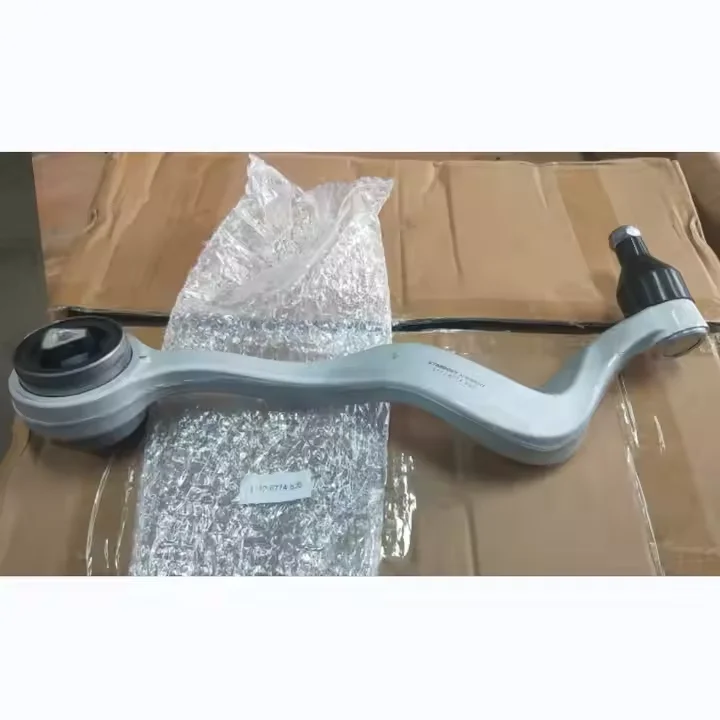 อะไหล่ช่วงล่างรถยนต์ ชุดแขนควบคุมล่าง โรงงานผลิต OEM 31126855741 31126855742 ชุดสวิงอาร์ม สำหรับ Q7/F35