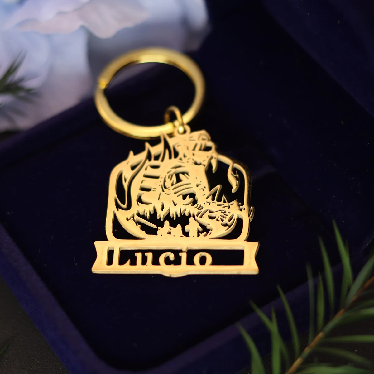 QIAMNI مخصص اسم رقم مفتاح سلسلة مخصصة لوحة كيرينغ عيد ميلاد شخصية الفولاذ المقاوم للصدأ سلاسل المفاتيح للنساء الرجال