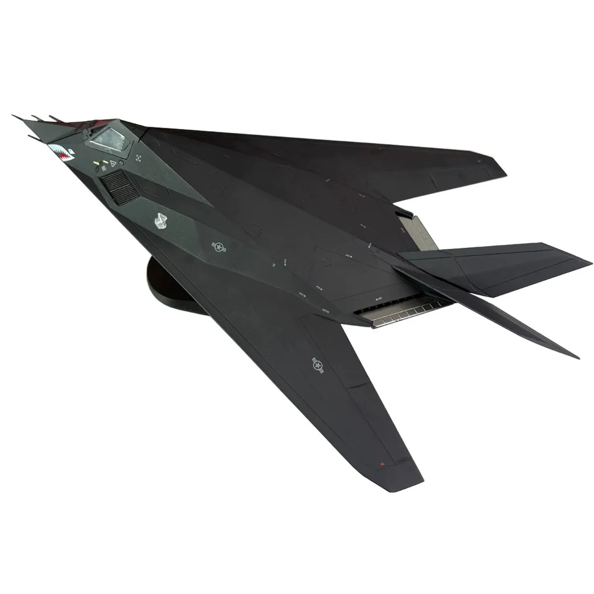 1/72 F-117 Stealth Fighter Bomber Attack Aircraft Finished Metal Military Aircraft Model Alloy Ornament Collectible