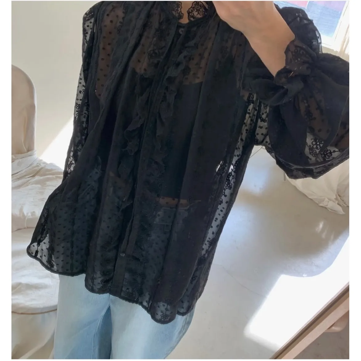 เสื้อผู้หญิงแขนยาว คอตั้ง แต่งผ้าลูกไม้ พร้อมเข็มขัดสไตล์เกาหลี สำหรับฤดูใบไม้ผลิและฤดูใบไม้ร่วง