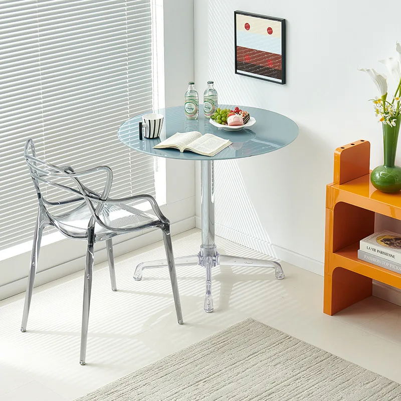 Round table blogger coffee table manufacturer designer meeting to negotiate transparent dining table