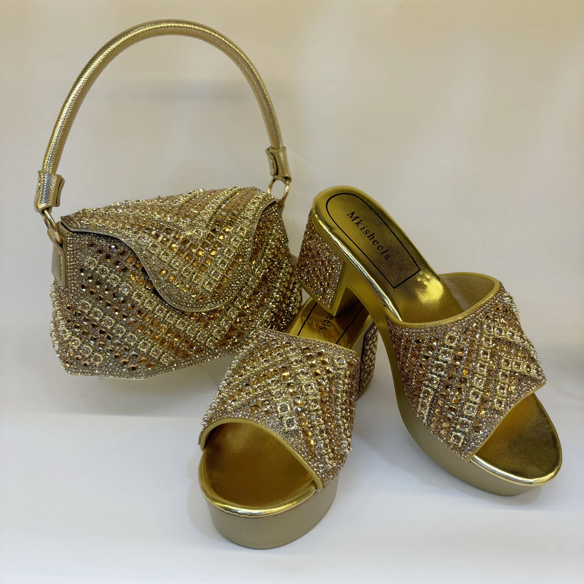 

Мода 2025 года, новая женская обувь со стразами и сумка, туфли-лодочки для свадебной вечеринки, тапочки на высоком каблуке 7 смF5-823-3