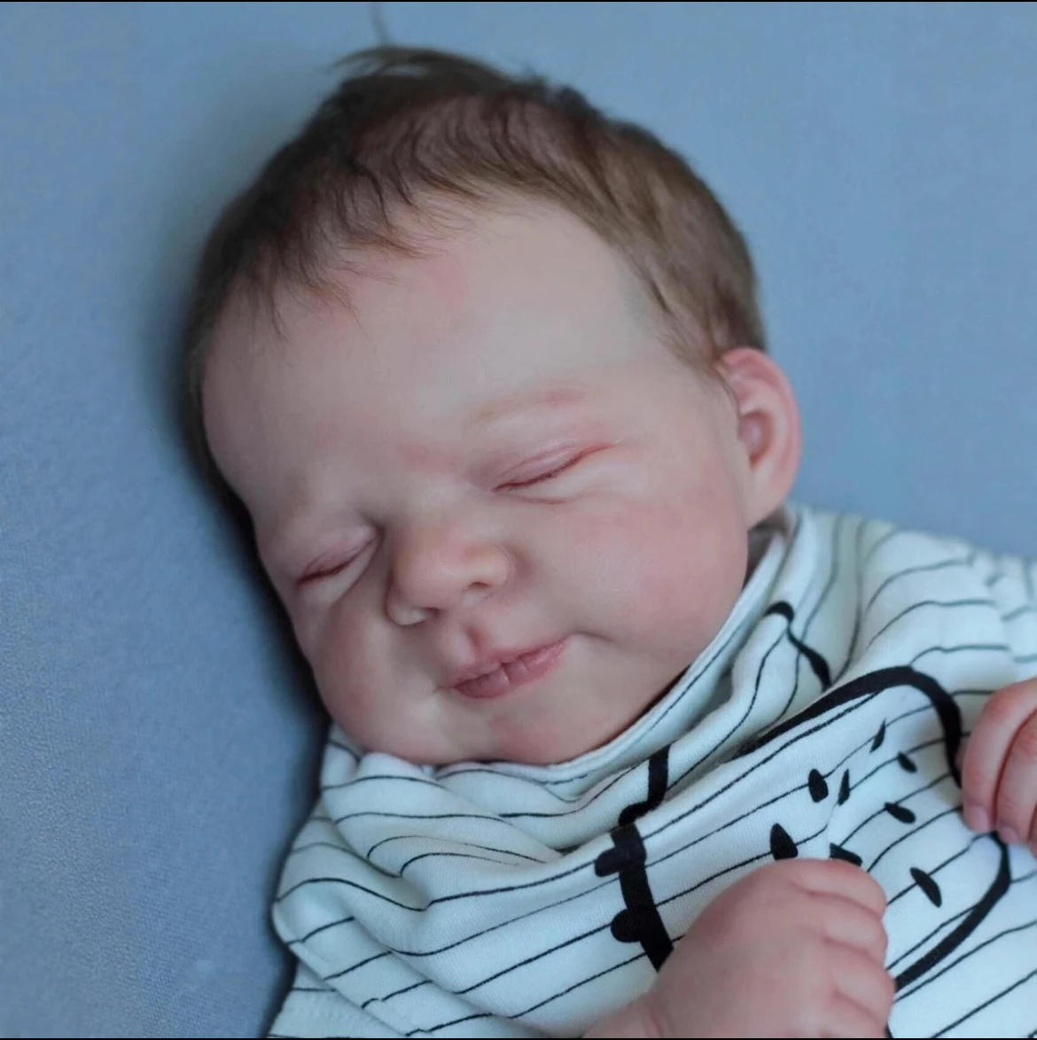 

19 inch Pascale Heirloom Reborn Doll Weighted Soft Body, Magnetic Pacifier & Handcrafted Eyelashes CE Certified Gift for Kids