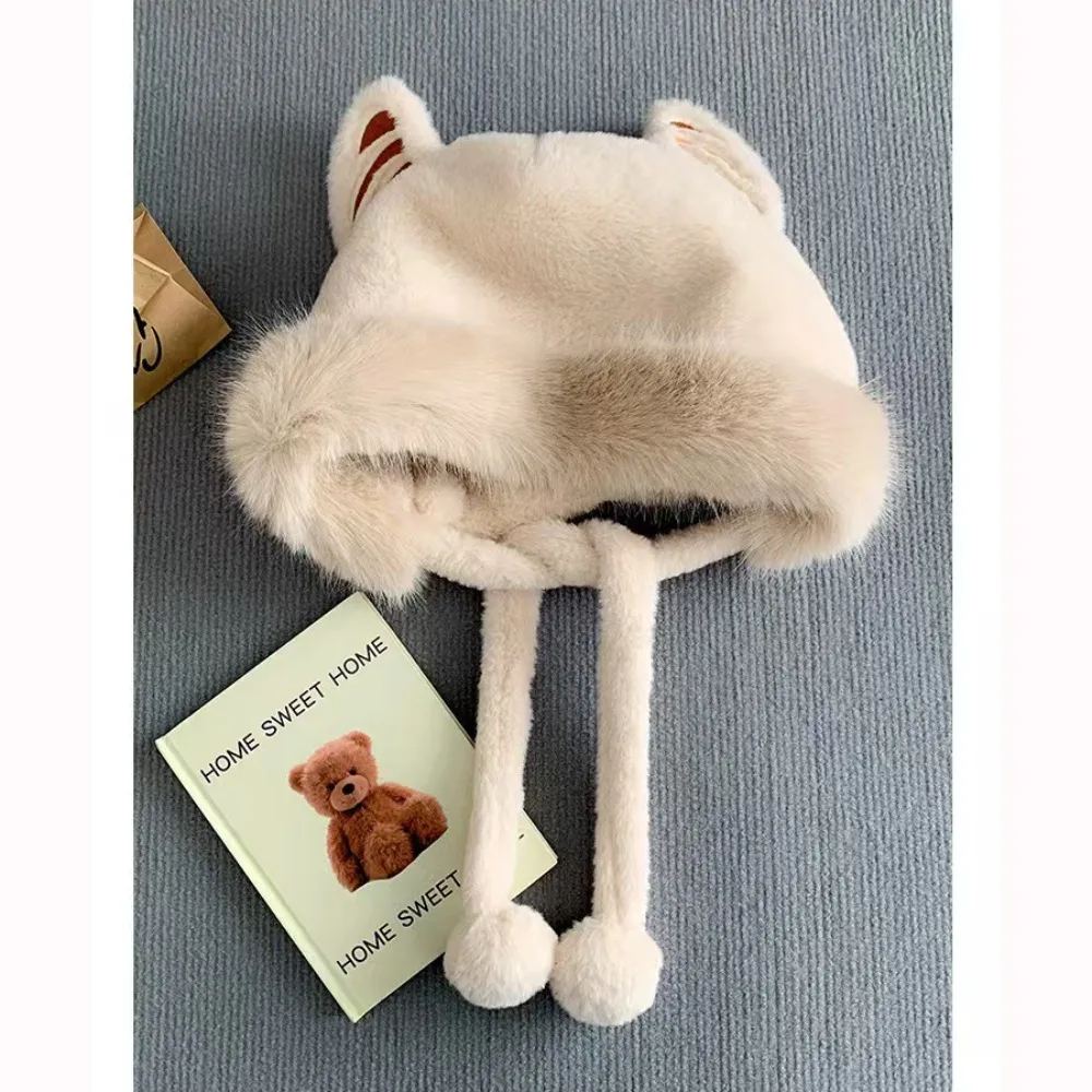 جديد سميكة جلد Pompom كرات قبعة شتاء دافئ لطيف آذان النمر البلوز قبعة يندبروف الشتاء قبعة تدفئة الخريف الشتاء