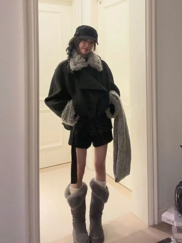 

Korean Style Thickened Cotton Jacket Stylish Woolen Coat Short Fashionable Outerwear for Women Autumn New Arrival