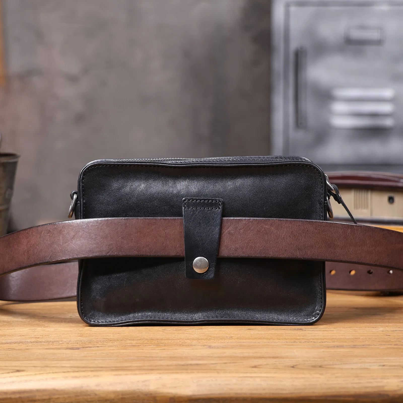 Vintage-Umhängetasche für Herren aus hochwertigem Rindsleder, modische Casual-Crossbody-Tasche, pflanzlich gegerbte Echtleder-Schultertasche – Detail 15