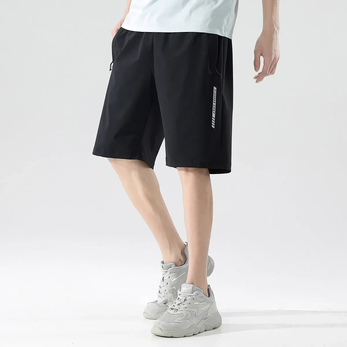 Pioneer Camp cool feeling fast drying high elastic thin section summer straight simple wind senior thin fashion versatile shorts