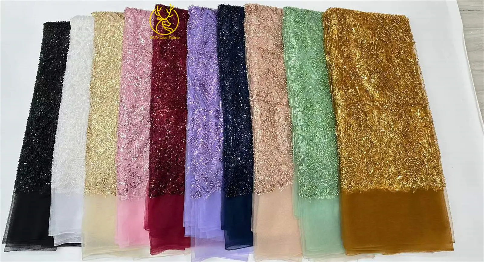 Goldener Luxus-Spitzenstoff mit Perlen und Pailletten, 5 Yards, afrikanischer Spitzenstoff, hochwertiger nigerianischer Netzspitzenstoff für Partykleider und Näharbeiten – Detail 3