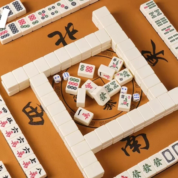 Living Room Decoration Mahjong Home Entertainment Large Medium and Small Size Flawless Monochrome Mahjong Ivory Set