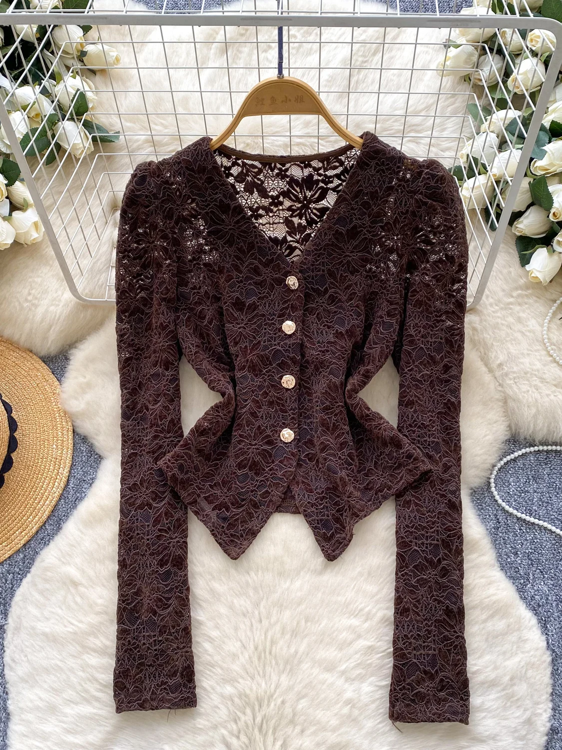 قمصان وبلوزات دانتيل بنية اللون برقبة على شكل حرف v عتيقة 90s جمالية أنيقة Y2k 2000s قميص طويل الأكمام ملابس ربيع الخريف 2025