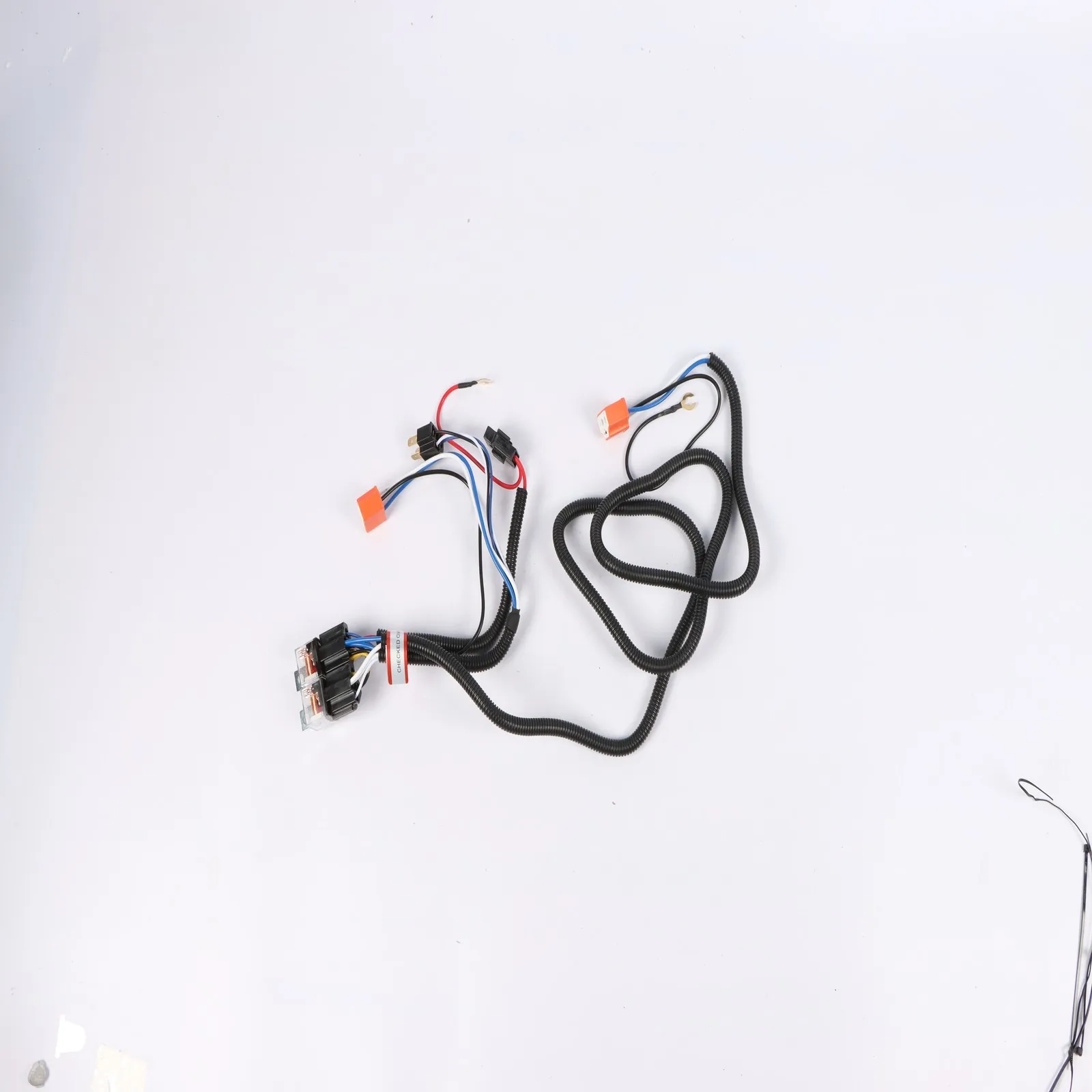 

1PC H4 Negative-Switched LED Headlight Relay Harness Plug Kit For 2002-2012 BMW Jaguar