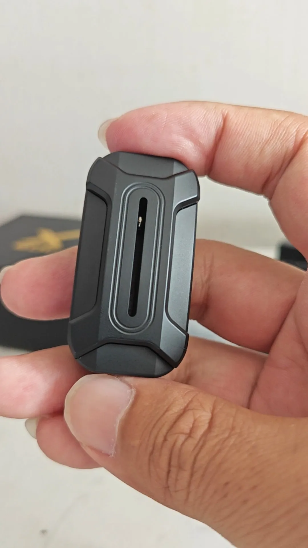 Used KAiS EDC Popo Sugar RS Black PEEK material decompression toy