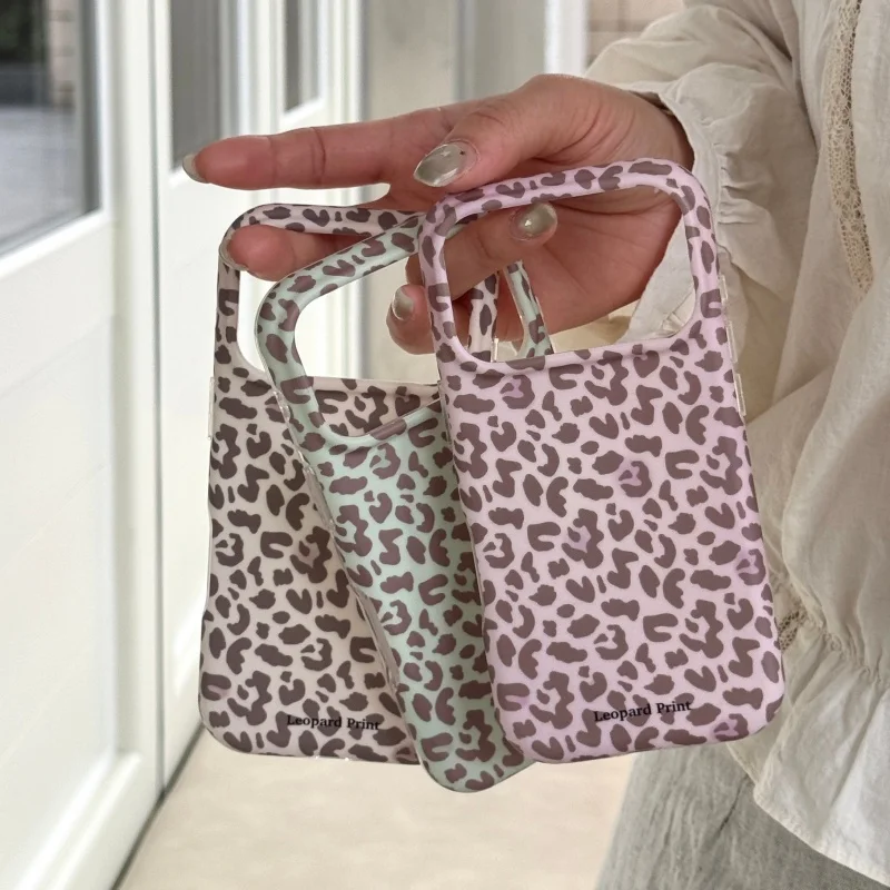 Korean Leopard Print Cute Phone Case For iPhone 17 Pro 16 15 Pro Max Protective Cover Fashion Shockproof Cases For Apple iPhone