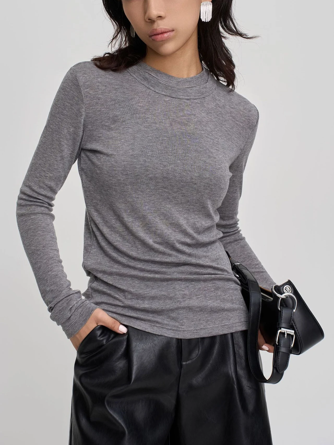 

Wool Lyocell Tops Long Sleeved Light Weight Double Neck T Shirt Women