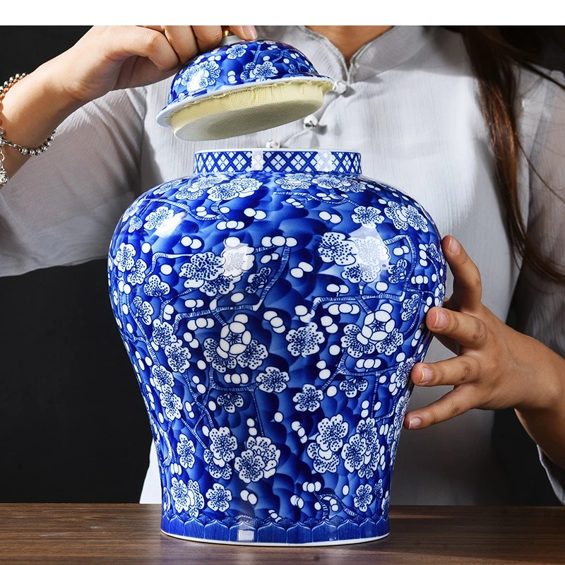 Blue and White Porcelain General Jar Ceramic Tea Pot Sealed Storage Plum Ginger Handicraft Ornaments Home Decoration
