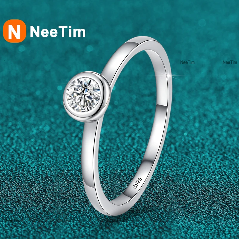 NeeTim D Color 0.3ct Round Moissanite Ring for Women S925 Sterling Silver Wedding Band Engagement Rings Birthday Fine Jewelry