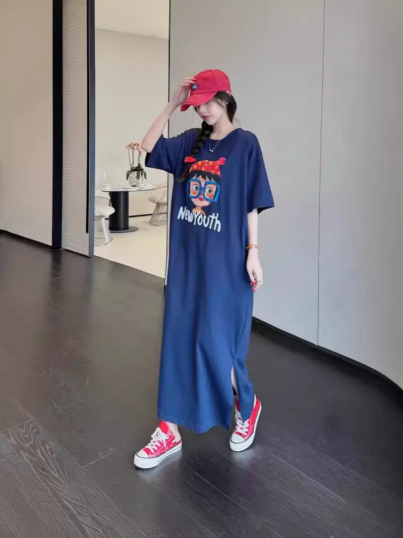 Lässige Alltagskleider in Übergröße mit lockeren Schlitzen, langen, kurzärmeligen T-Shirts sind lockere und trendige 2025, Damenkleidung