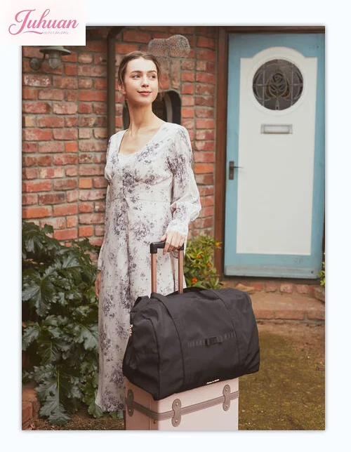 

Новая японская милая и брызгозащищенная дорожная ручная кладь Boston с дорожными сумками большой вместимости можно разместить на чемодане