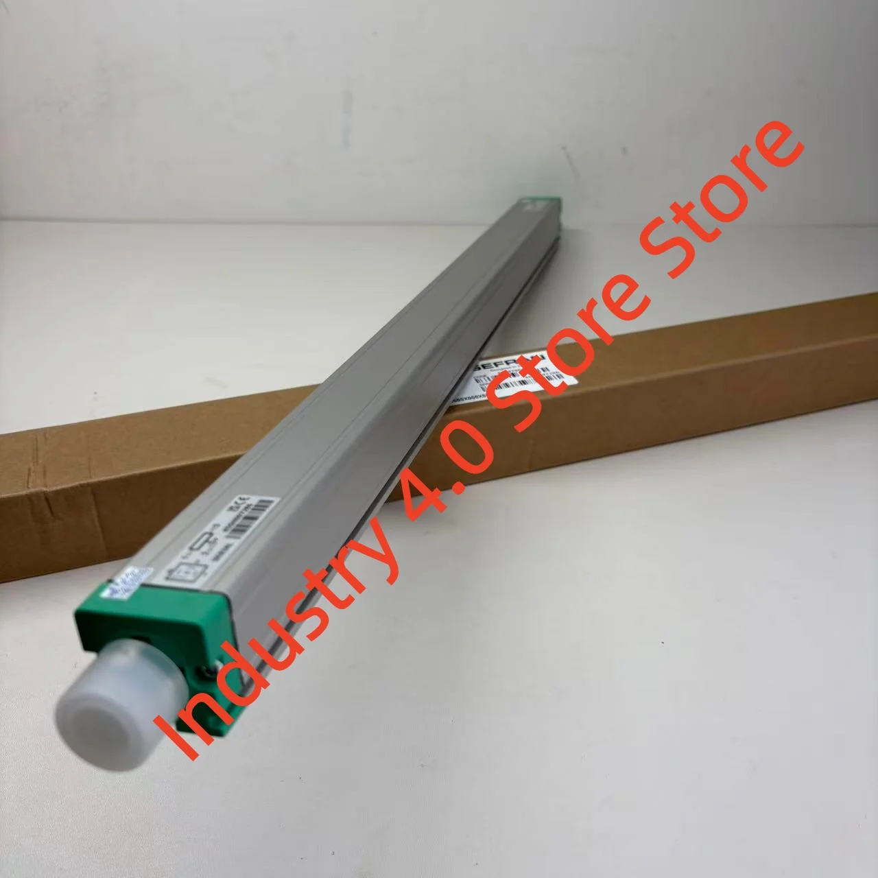 

Фирменный датчик смещения новый LT-M-0500-S