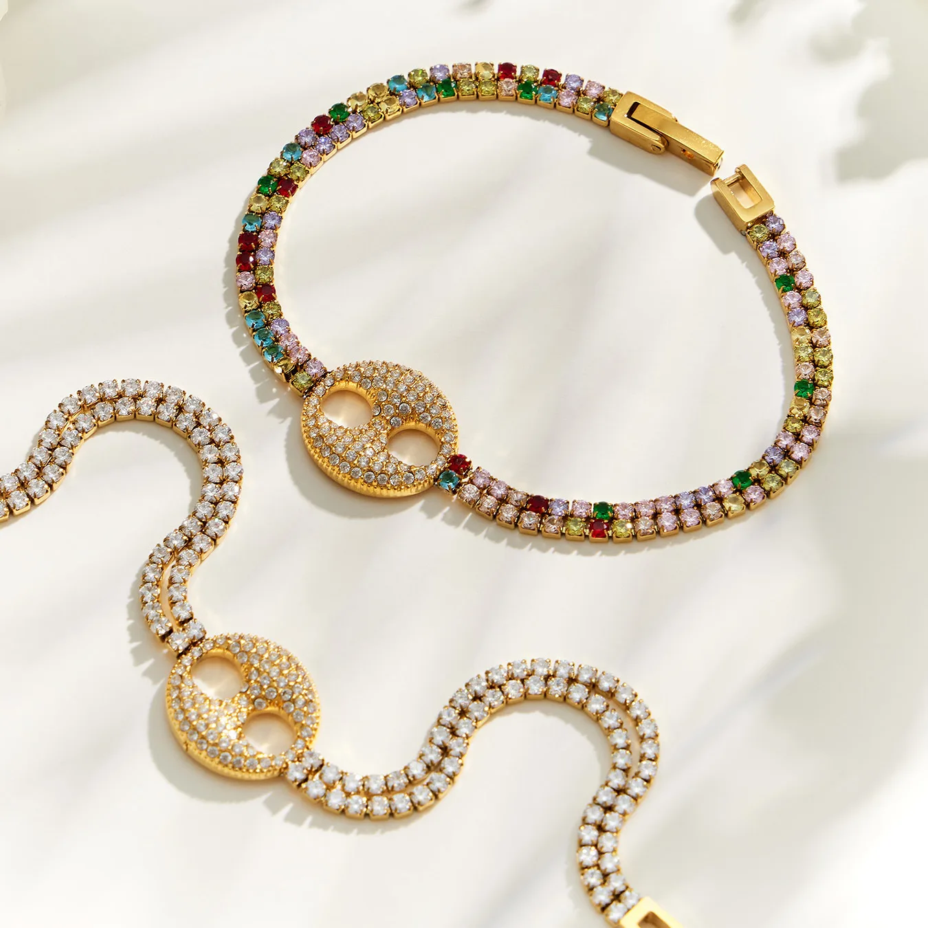 Schweinenasen-Blumen-Charm-Armband Tennis-Armband Edelstahl-Kettenarmband 18k Vergoldetes Armband mit Farbigen Zirkonen für Damen – Detail 11