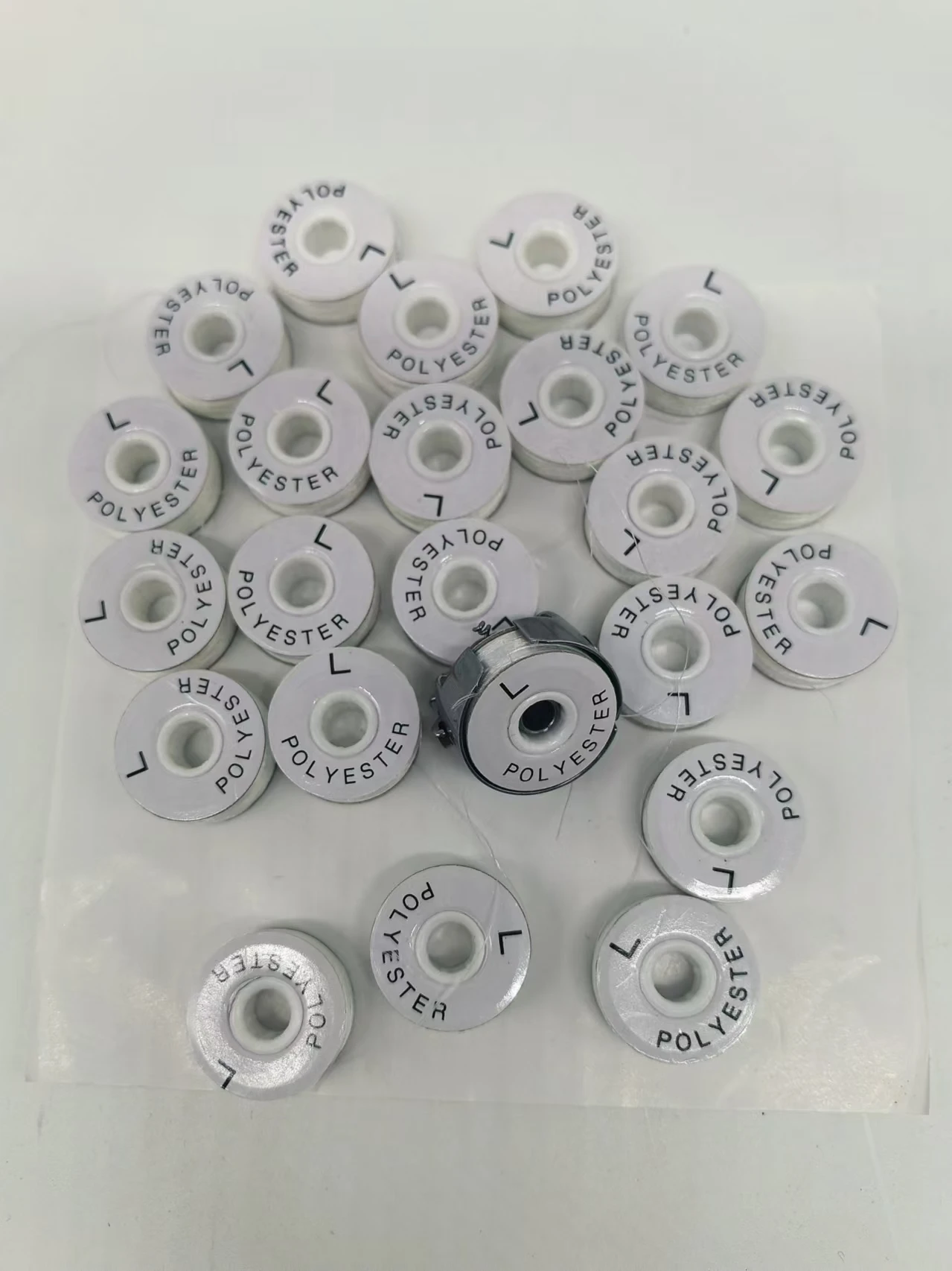 100% Polyester Filament High Tenacity Yarn 70D/2 Embroidery Spool Pre-Wound White Paper Side Spool for Garment Sewing