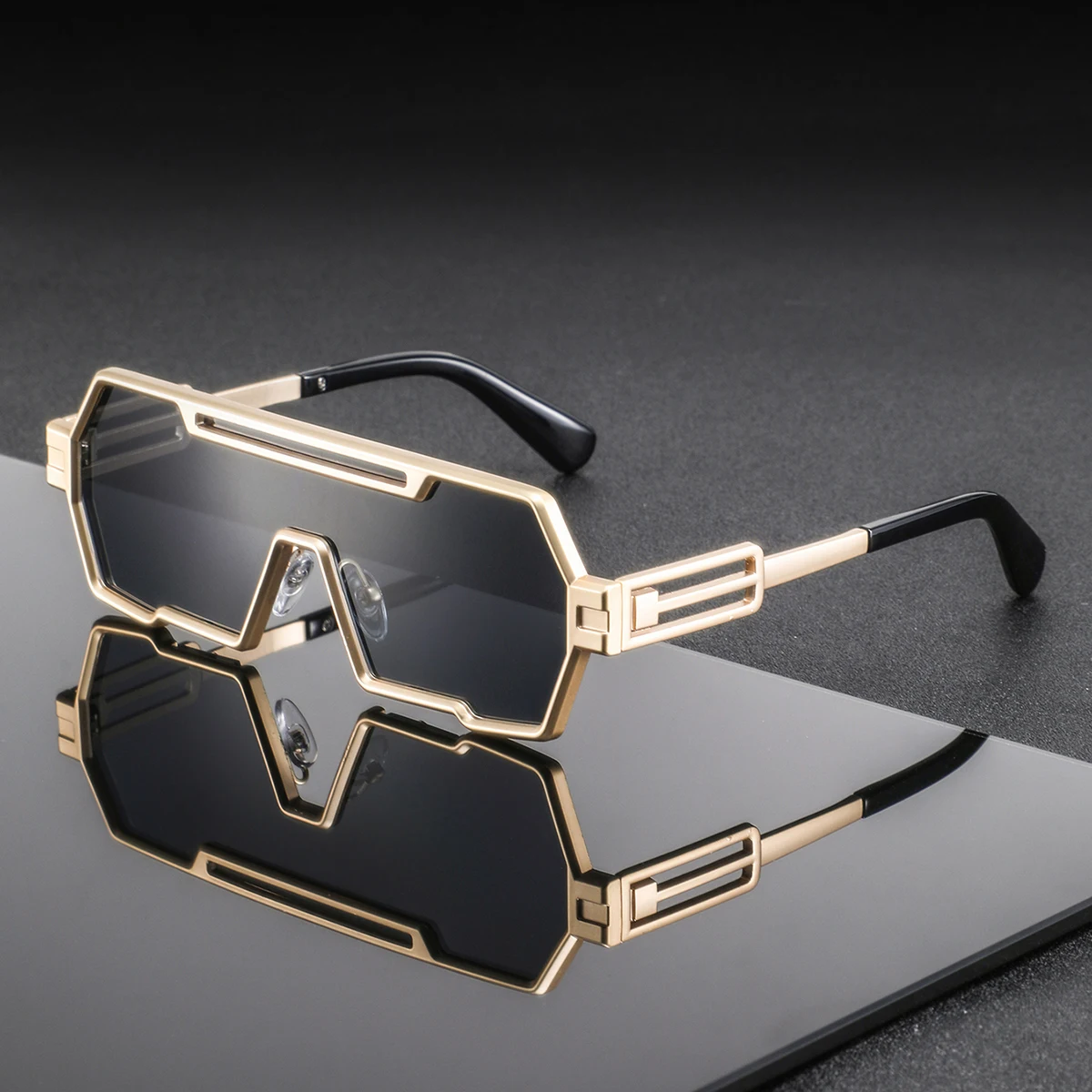 1 Pair of Men's Metal Special Shaped Conjoined Lenses Flat Top New Cyberpunk Square Frame European and American Trendy Y2K Futur