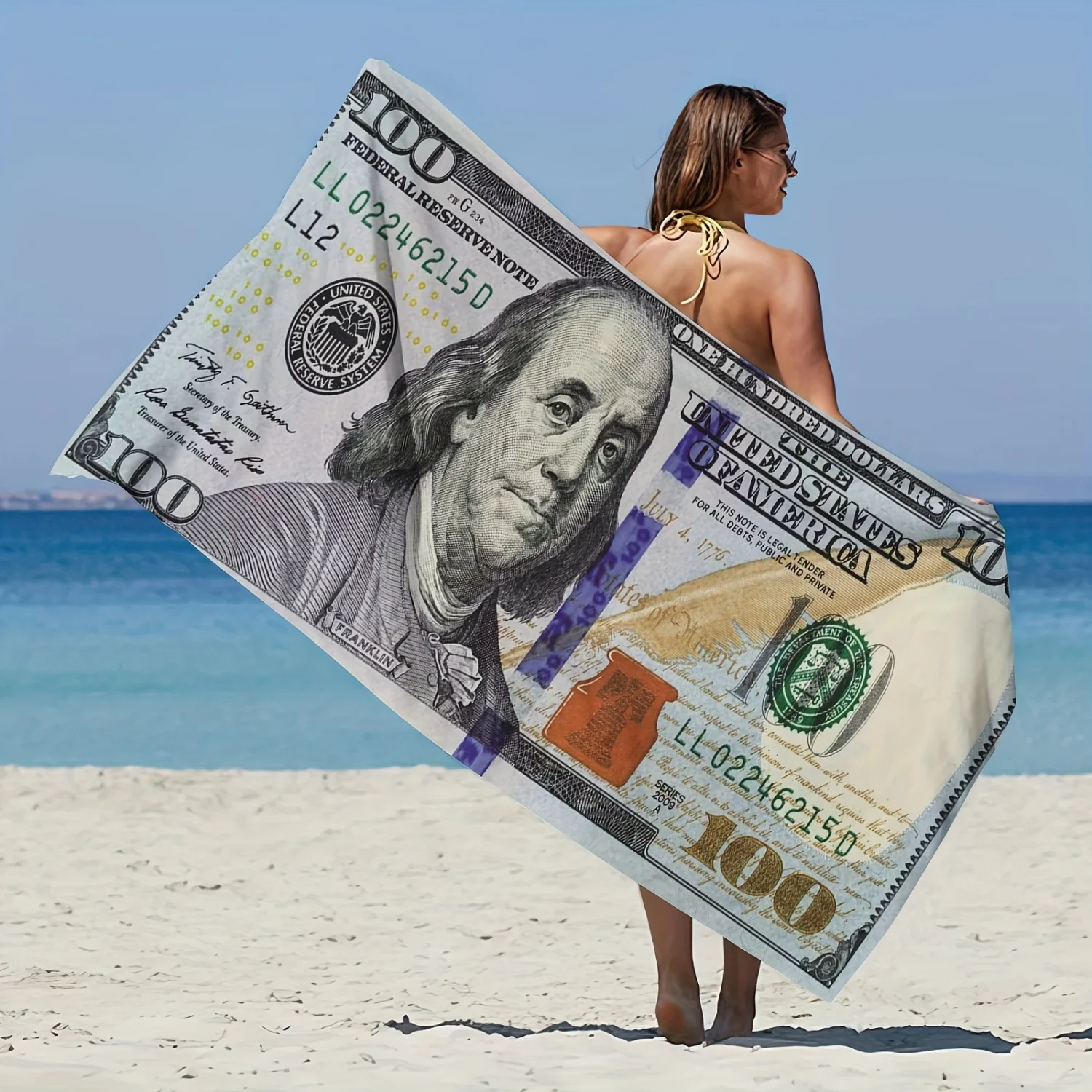 قطعة واحدة من من منشفة الشاطئ المصنوعة من الألياف الدقيقة الناعمة - خفيفة الوزن وفائقة النعومة مع تصميم لطيف بطباعة الدولار، مستطيلة - قماش سريع الجفاف