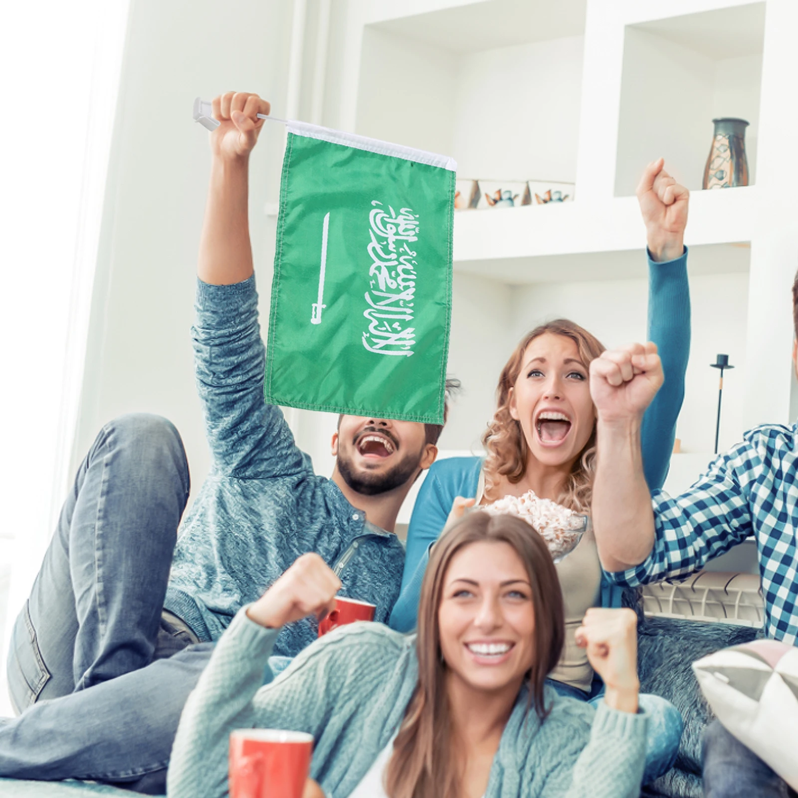 

4pcs Saudi Arabia Car Flag Dark Green Window Clip Pole Handheld For Parades Sports Events National Day Decorations Auto Bike