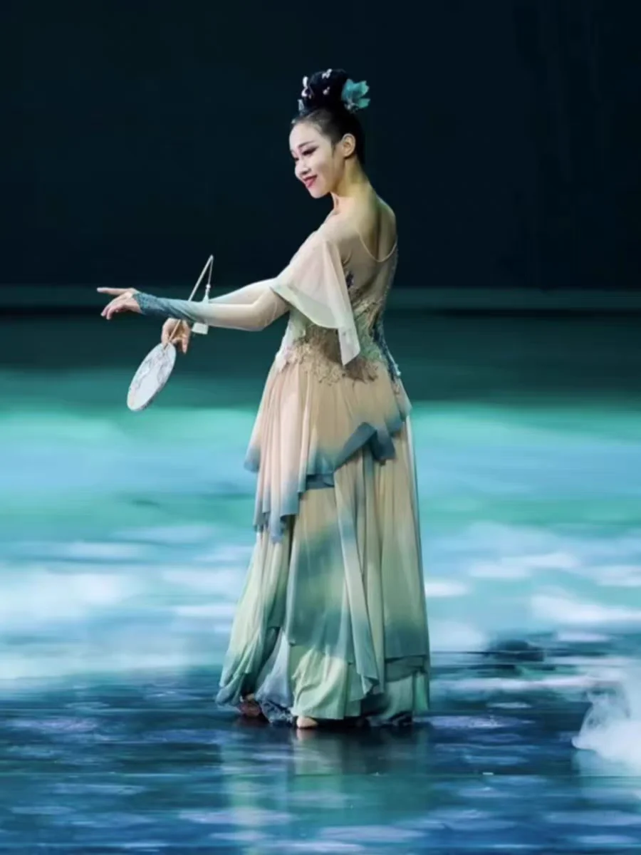 Traje de Danza Clásica para Mujer, Vestuario Étnico para Actuaciones, Ropa de Danza Zhang Huiyu, Colección Primavera 2024
