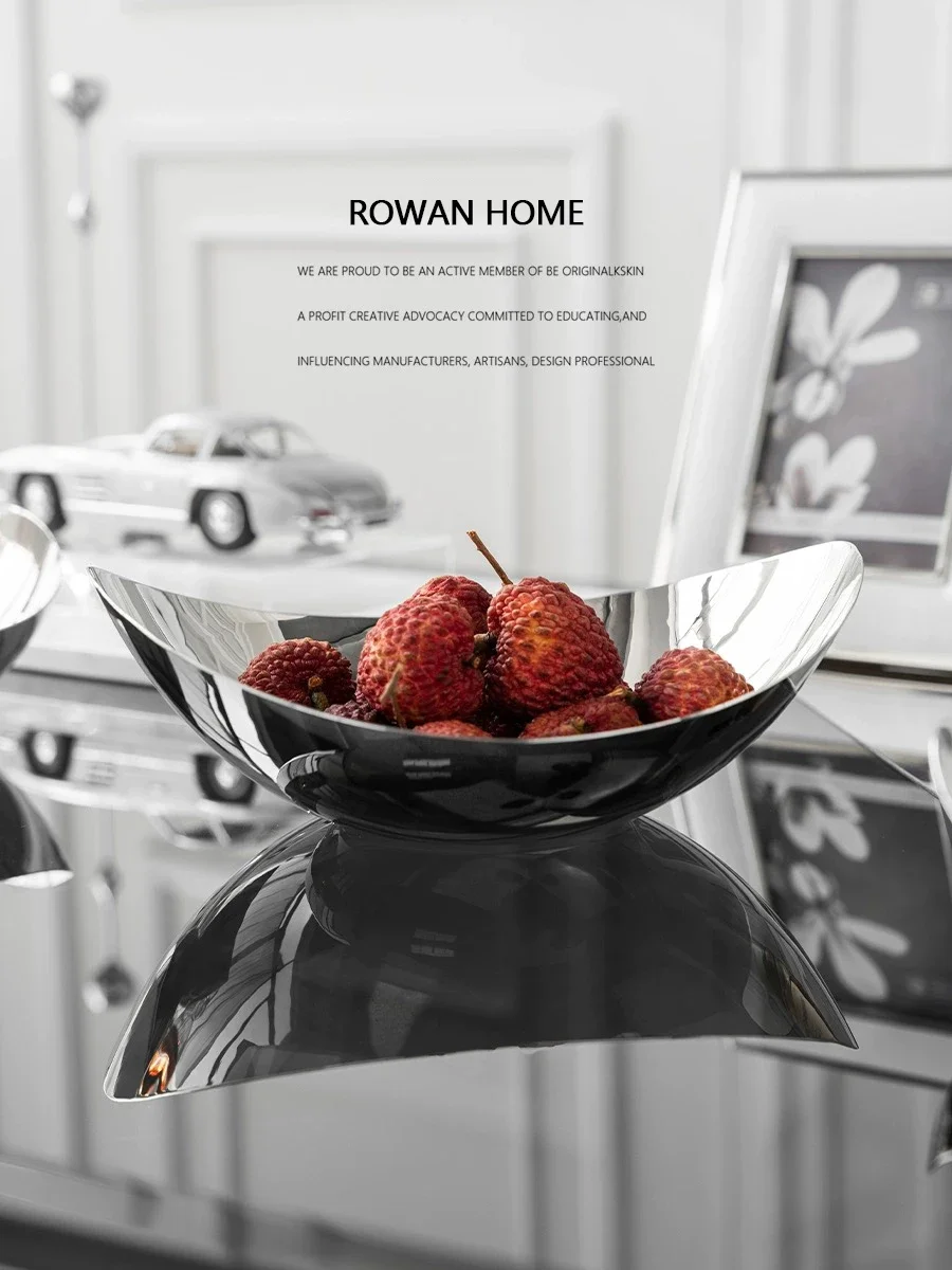 

Nordic Stainless Steel Serving Tray Luxury Fruit Bowl Metal Plate Dishes for Candy Dessert Snack Hotel Home Decoration